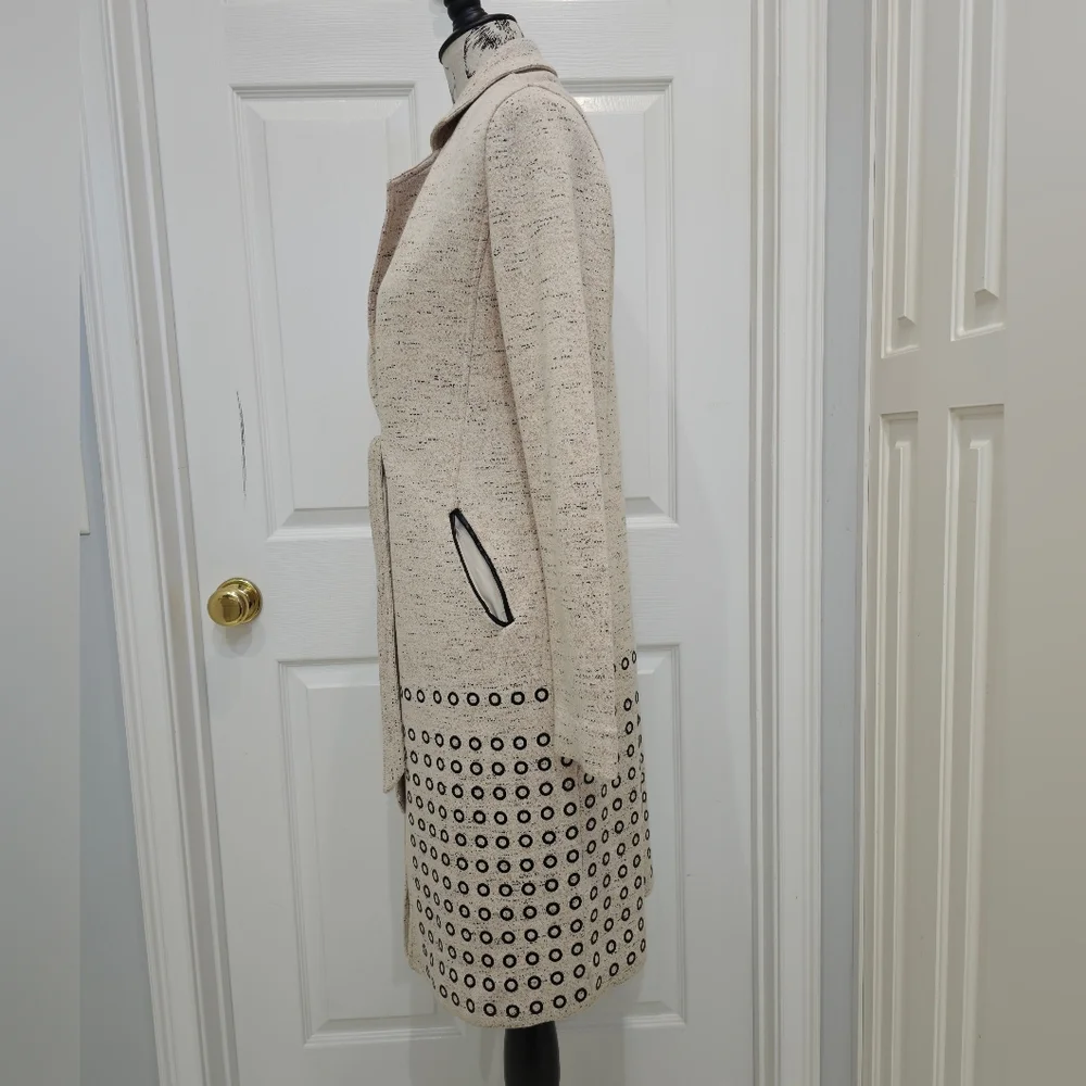 NIC+ZOE Elegant Cream Women's Coat with Black Accents, Size XS - Picture 4 of 11